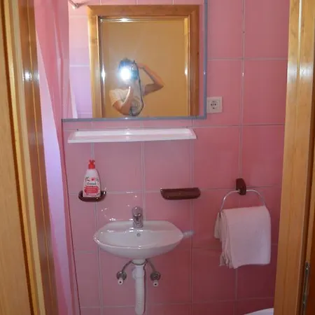ゲストハウス Plava Kuca Međugorje