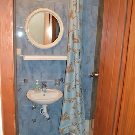 Plava Kuca 3*